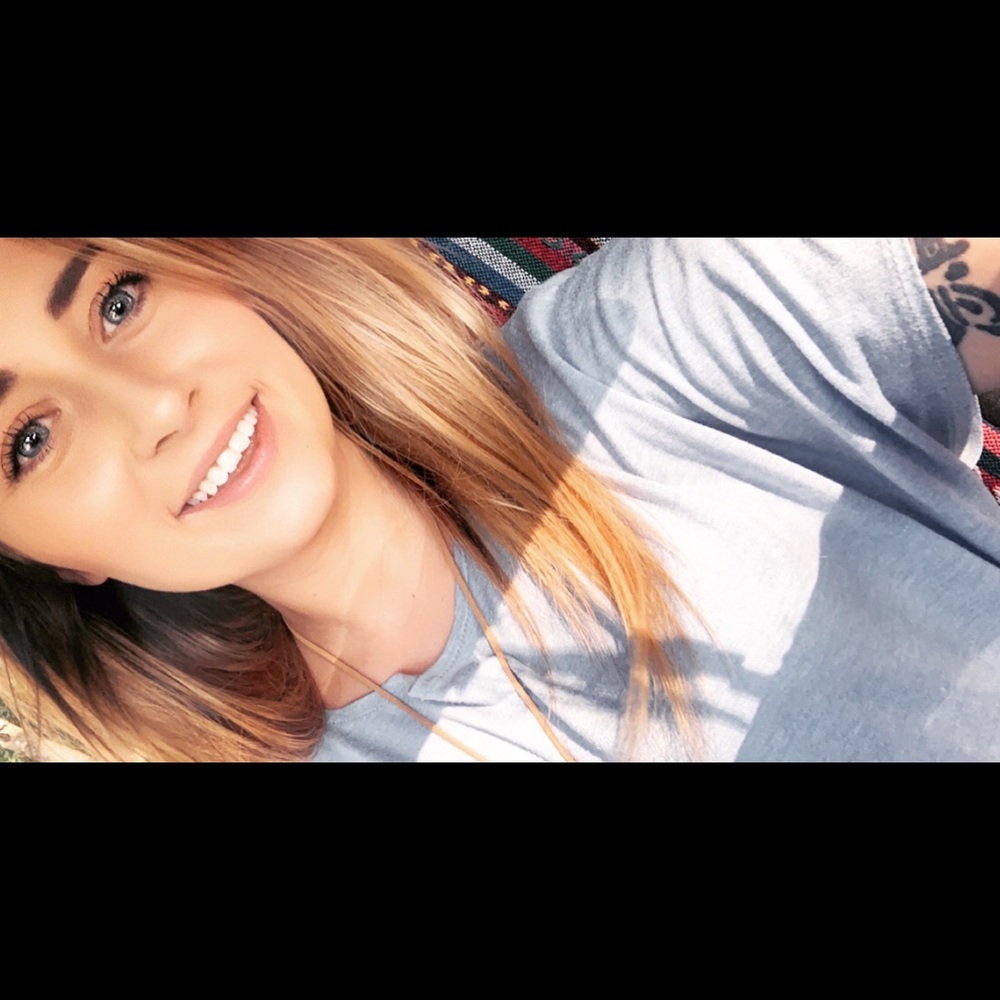 Meet your Posher, Kaitlyn